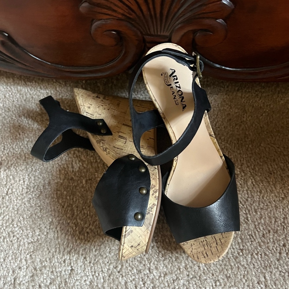 Black Wedges - Picture 1 of 3
